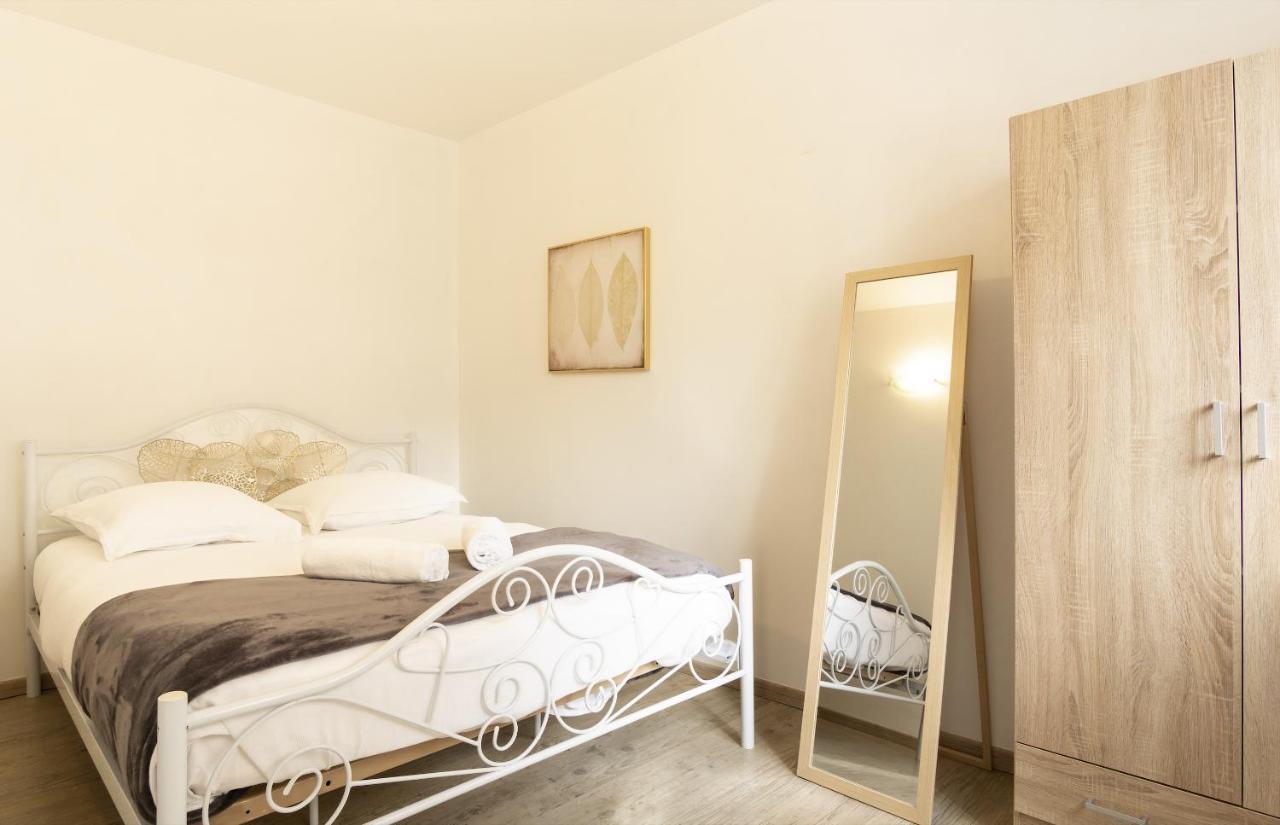 Joli T2 Industrie Hyper Centre Annecy Apartment Bagian luar foto